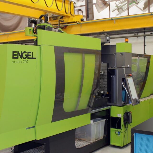 Tool trialling with ENGEL injection moulding machine